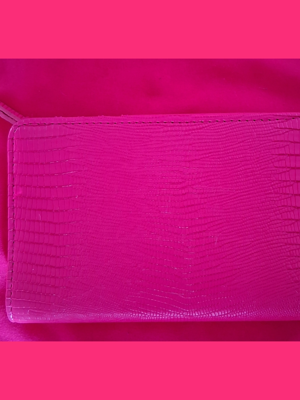 🌺4/$10-Hot Pink Textured Women's Wallet